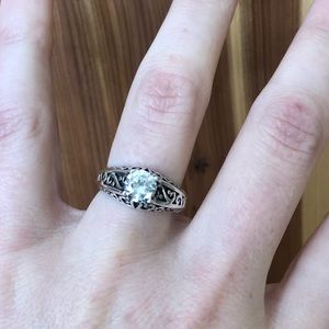 Gorgeous cubic zirconia engagement ring